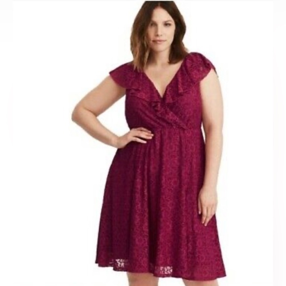 torrid Dresses & Skirts - Torrid Magenta V-neck Lace Ruffle Dress